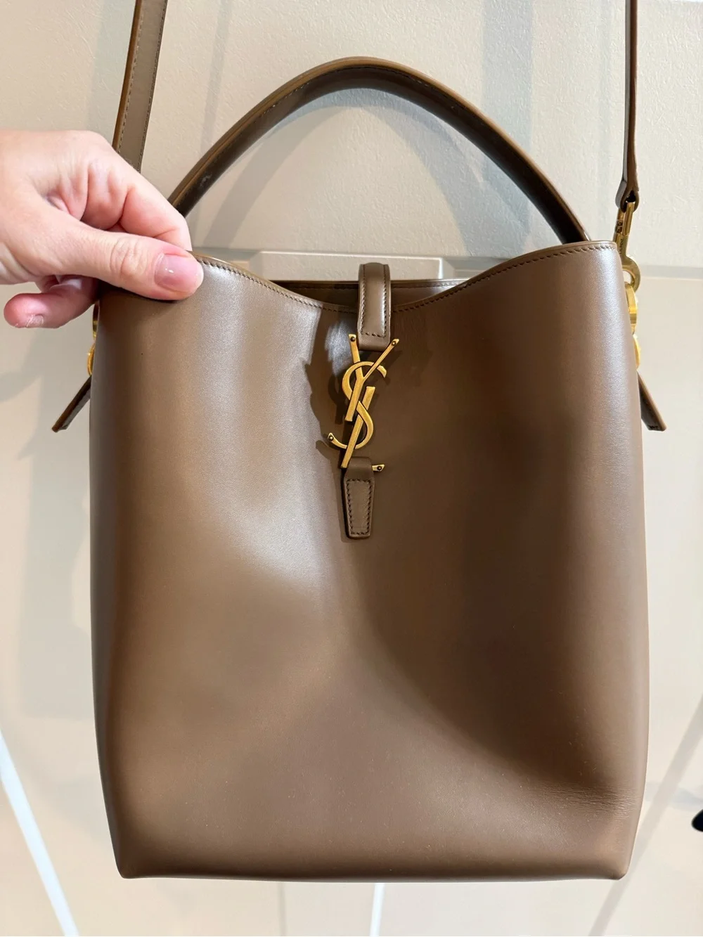 Saint Laurent Le 37 Bucket Bag
